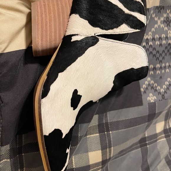 Corkys cow print hair boots size 8 - Picture 6 of 8